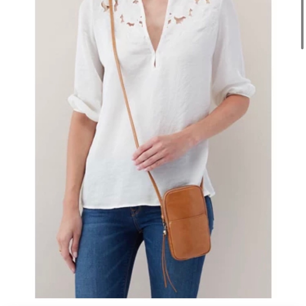 NWT FATE LEATHER CROSSBODY